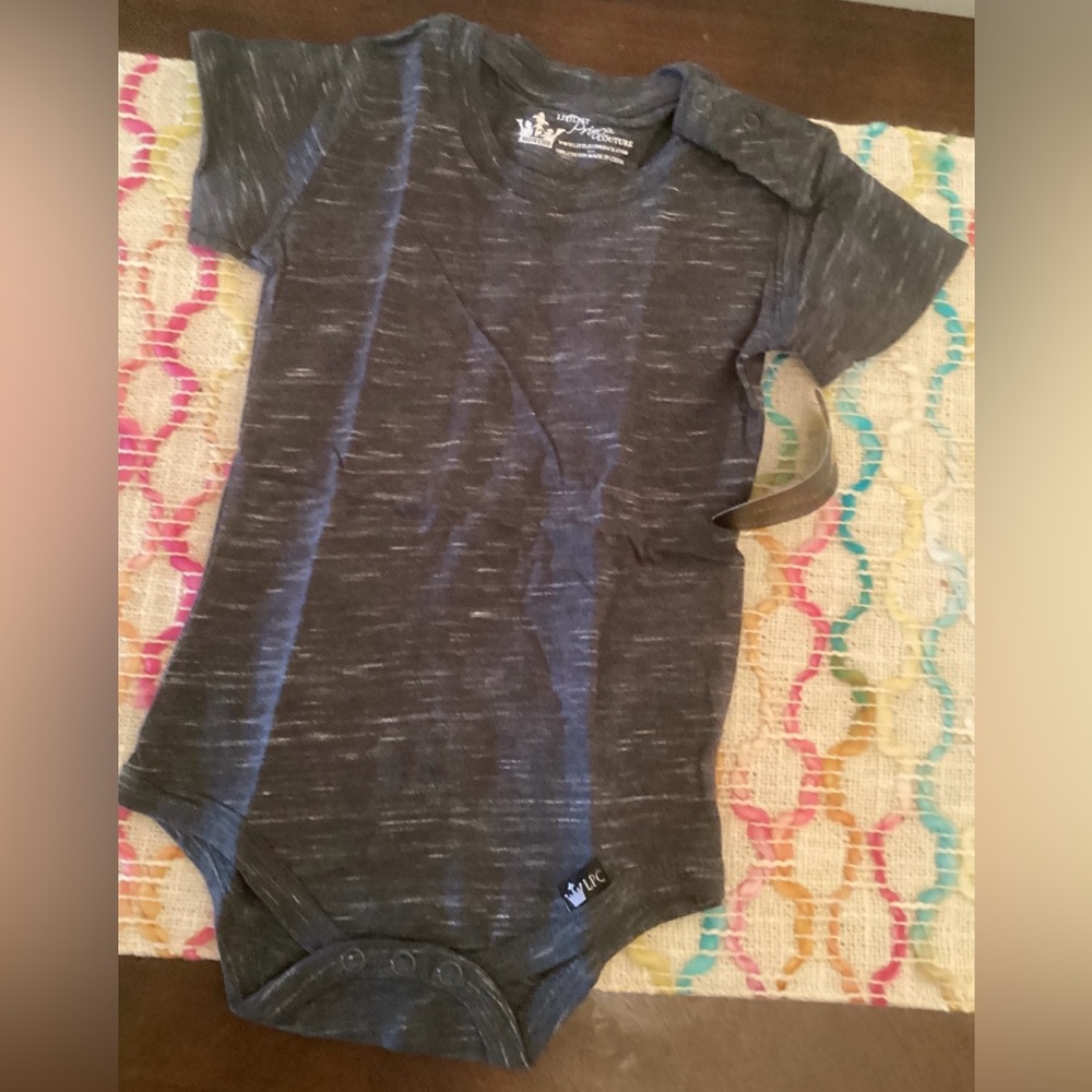 NWT NAVY BLUE ONSIE SIZE 12 months